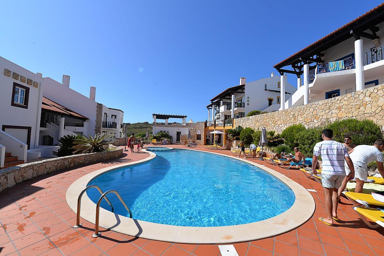 Paddle - Sea View Apartment With 3 Pools, Tennis & Squash Court Сан-Мартинью-ду-Порту Экстерьер фото